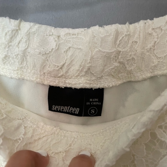 Lace skirt - Picture 2 of 3